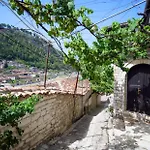 Villa Decolli